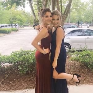 Meet your Posher, Olivia